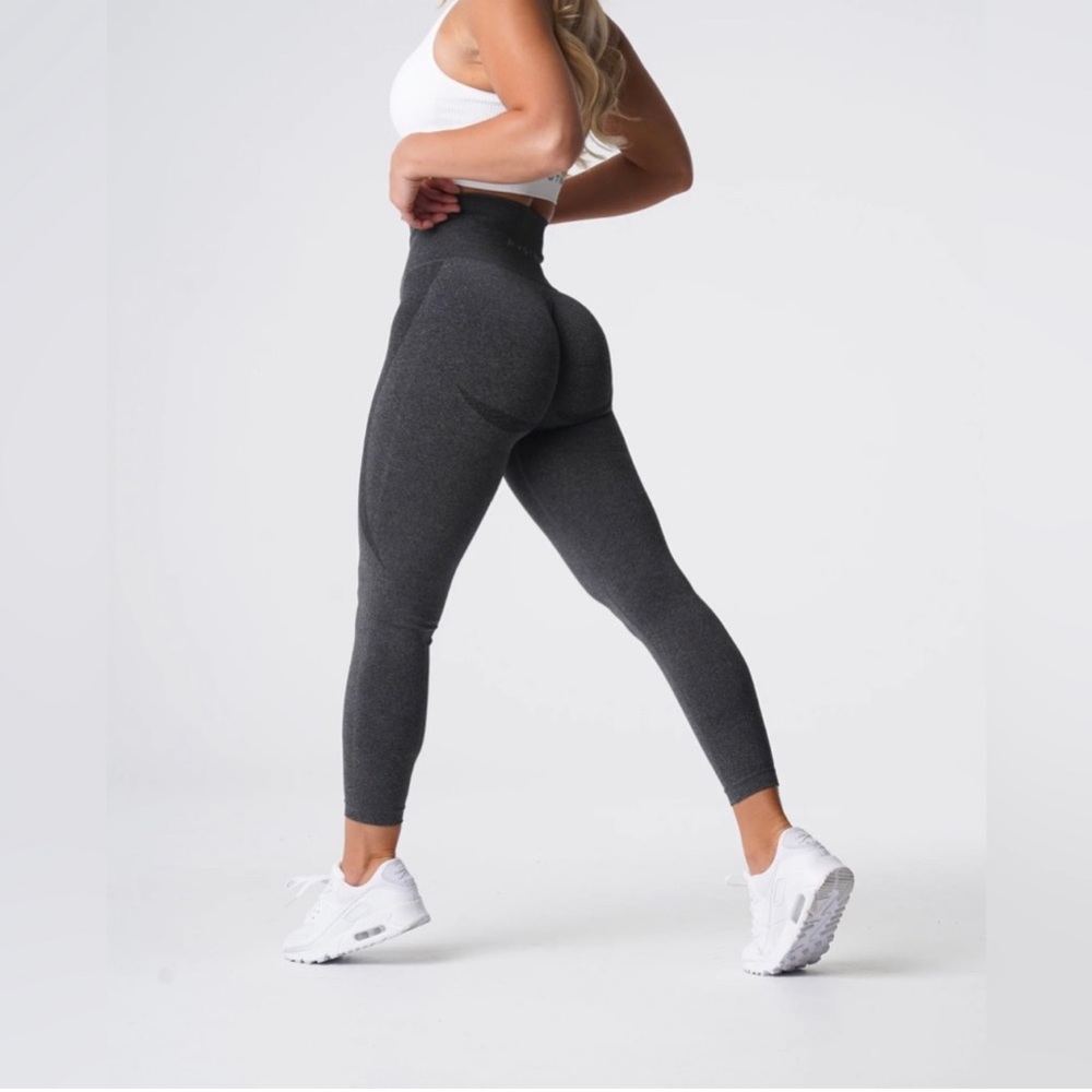 Sold NVGTN Grey Black Speckled Contour Seamless Leggings Size S
